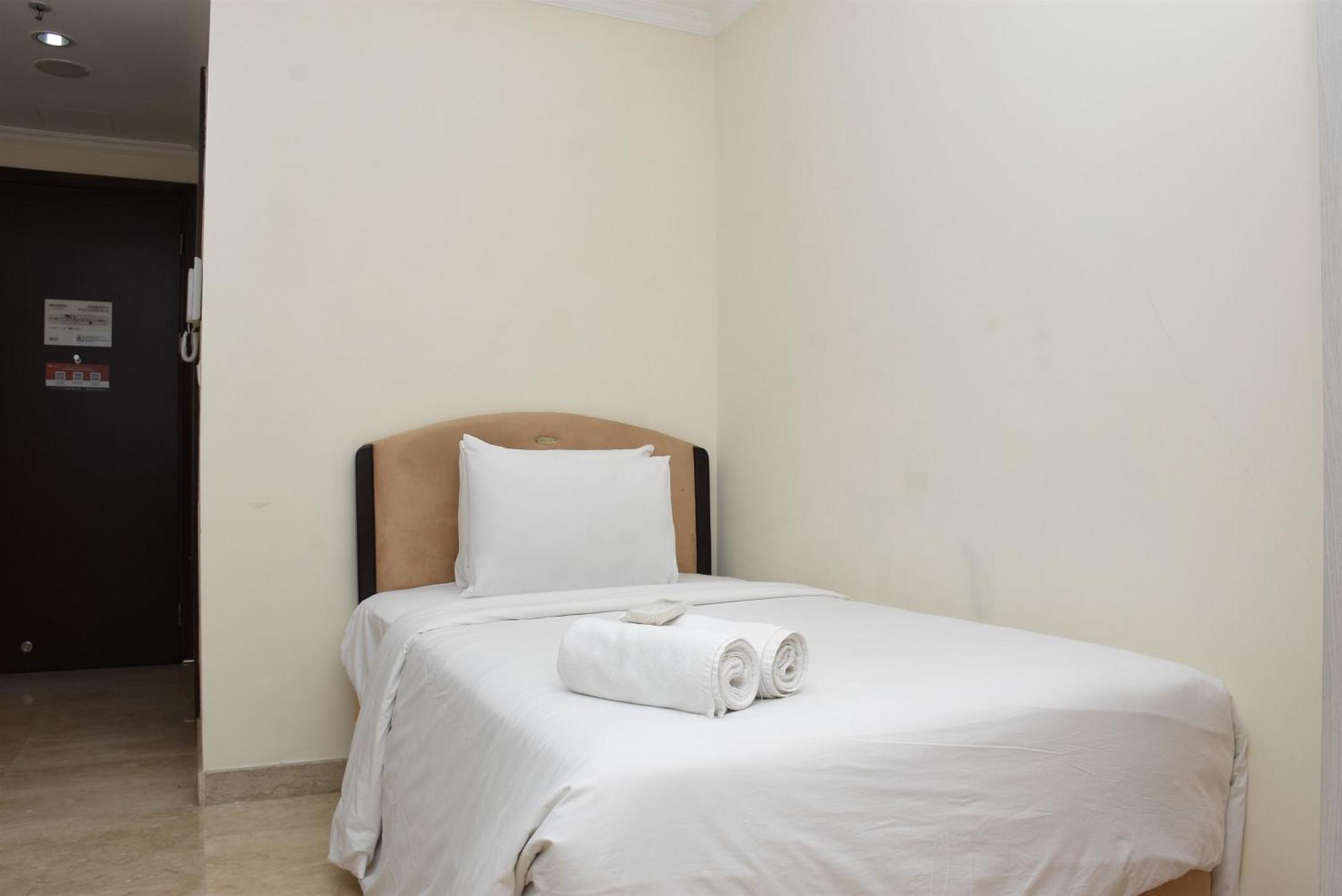 Stunning And Comfy At Menteng Park By Travelio Jakarta