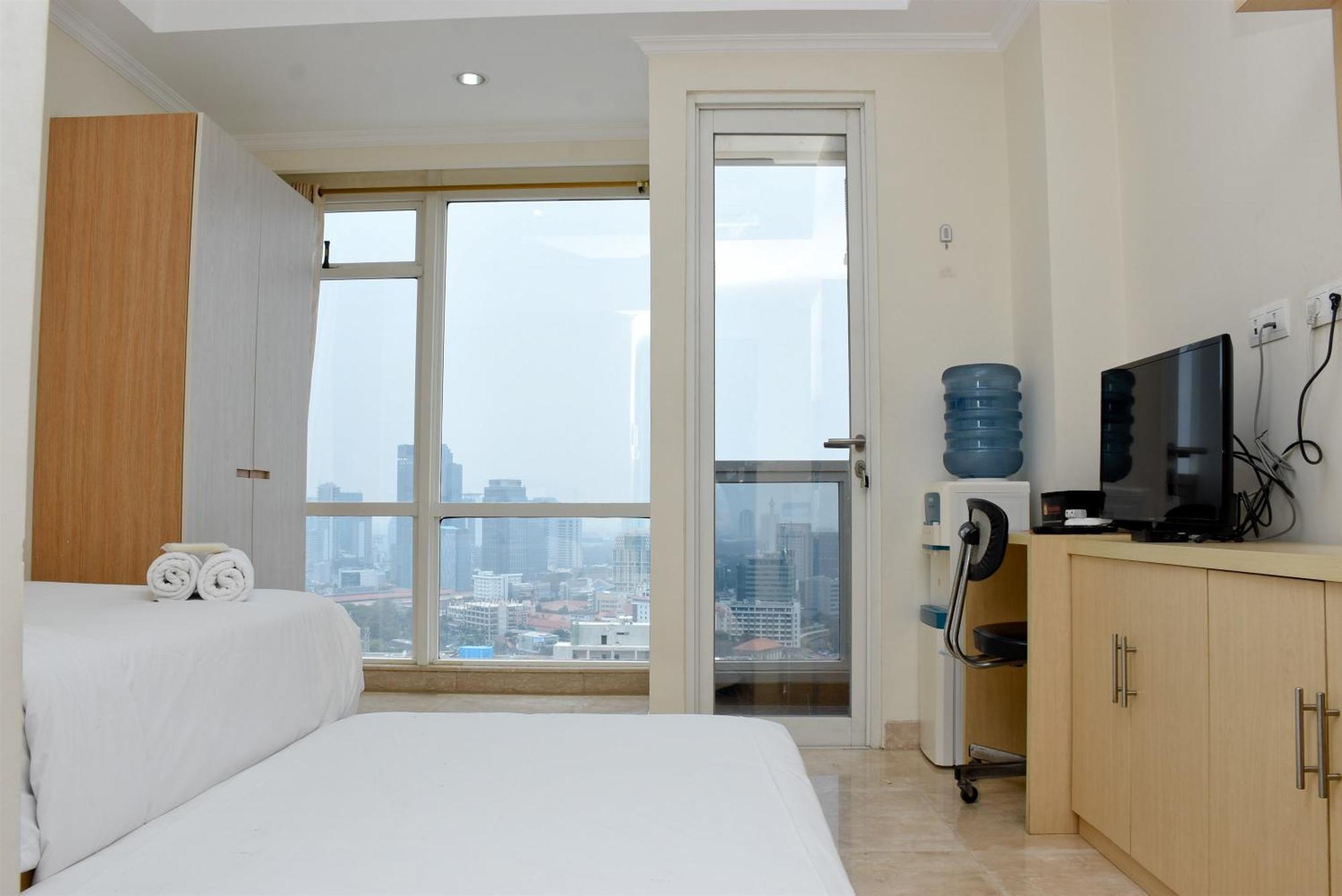 Apartemen Stunning And Comfy At Menteng Park By Travelio Jakarta